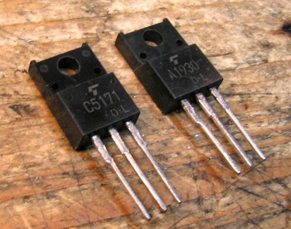 Toshiba driver transistors 2SC5171 / 2SA1930, one pair, NEW