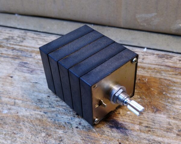 NOS Alps VOLUME Potentiometer 250 kohm x 4