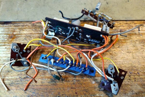 Minus RIPPLE Filter Block F-1277 with Driver transistors for AU999 – used - Image 3