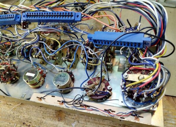 Sansui AU999 amplifier front chassis component - used - Image 8