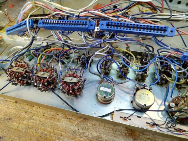Sansui AU999 amplifier front chassis component - used - Image 7