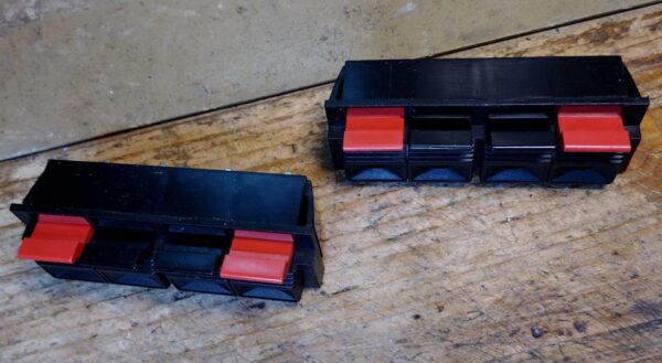 Speaker connector for Sansui amplifier - receiver, one piece - used - Image 2