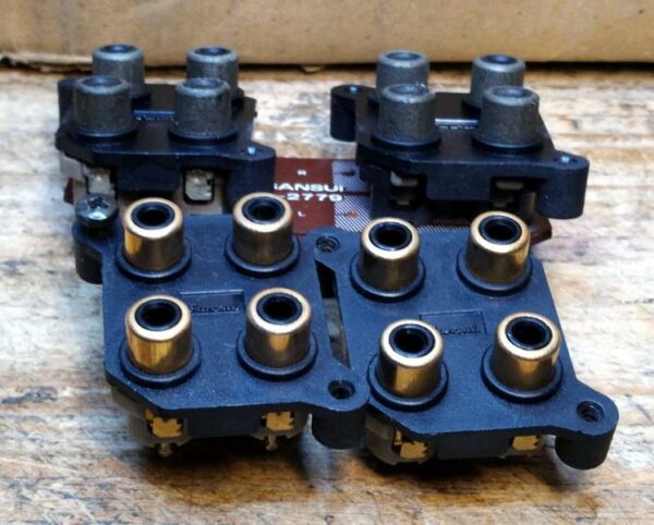 RCA (Cinch) Sansui audio terminals, gold plated -used, one piece - Image 4