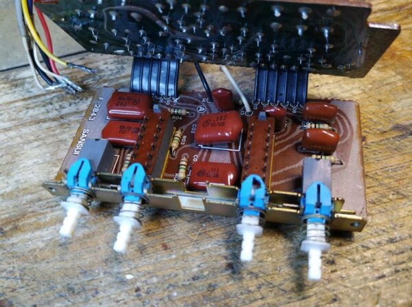 F-2842 & F-2843 Sansui boards for amplifier AU919, used, untested, 2nd - Image 3